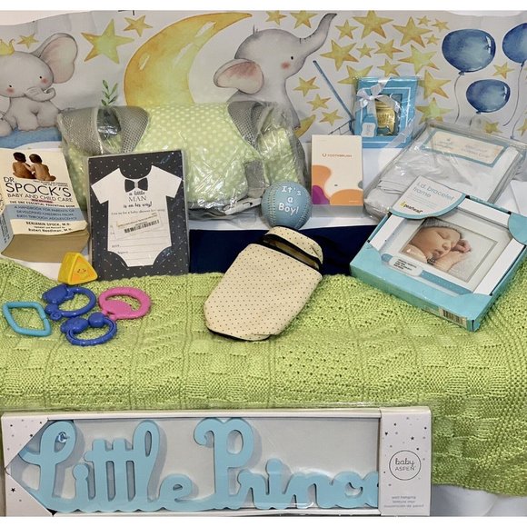 15 Piece Boy Bundle Gift Set Baby Shower Mom 2 Be Goodies Mixed Lot of NWT & GUC - Picture 11 of 12